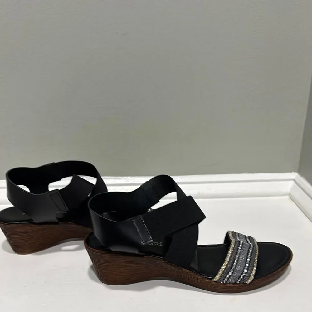 Beaded Wedge Black and Gray Silver Comfort Sandals-size 6.5